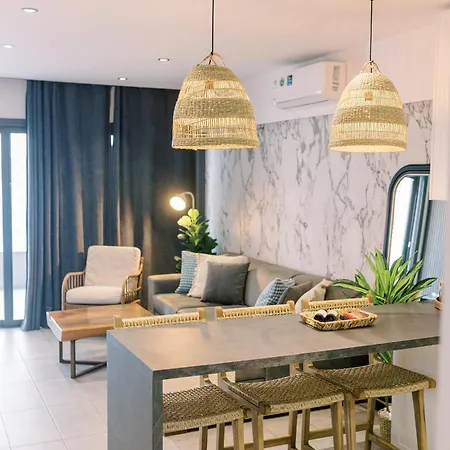 2bedroom Amalfi Blue In - 10min Walk To The